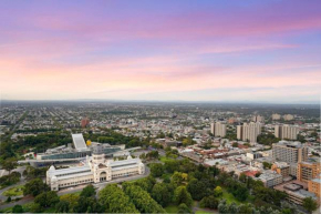 Boutique 3B2B2Carpark Carlton Garden at Doorstep, Melbourne